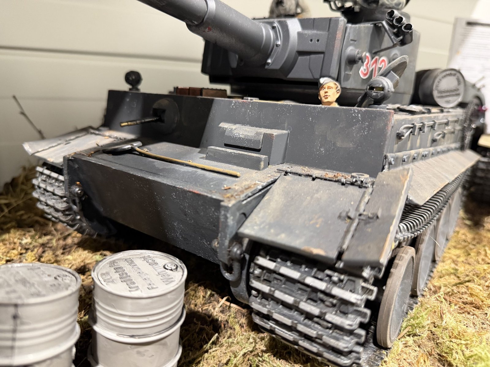 1/16 scale RC Tiger I tank in grey by Mato