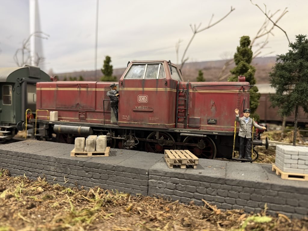 Gauge 1 model railway with a V65 diesel locomotive